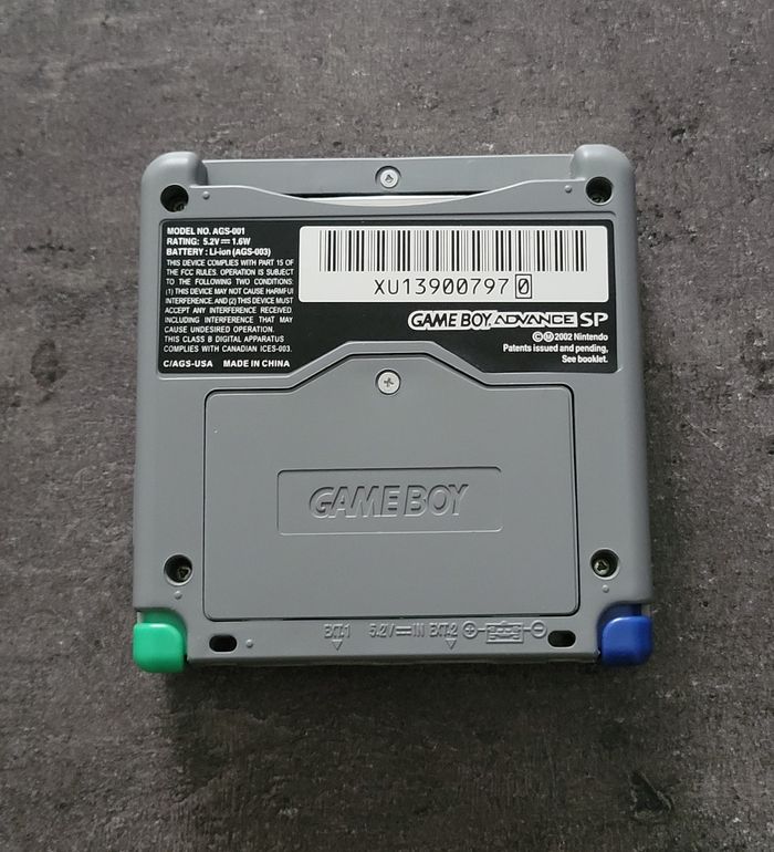 Game boy advance SP - photo numéro 4