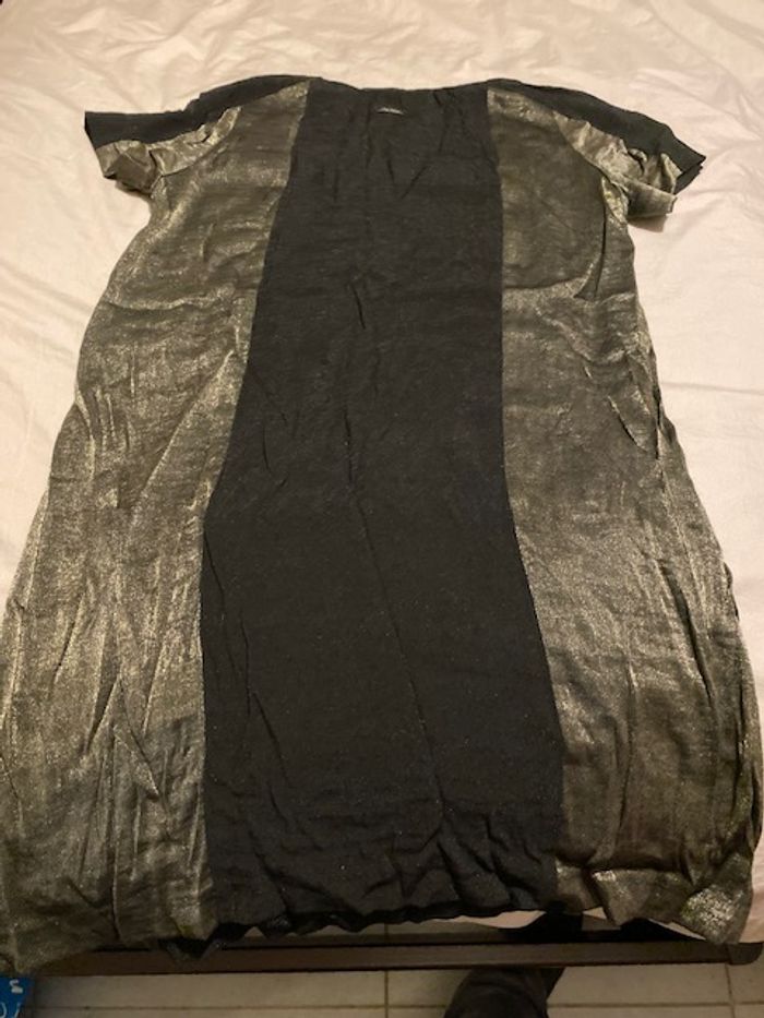 Robe courte noir et brillante de soirée - photo numéro 3