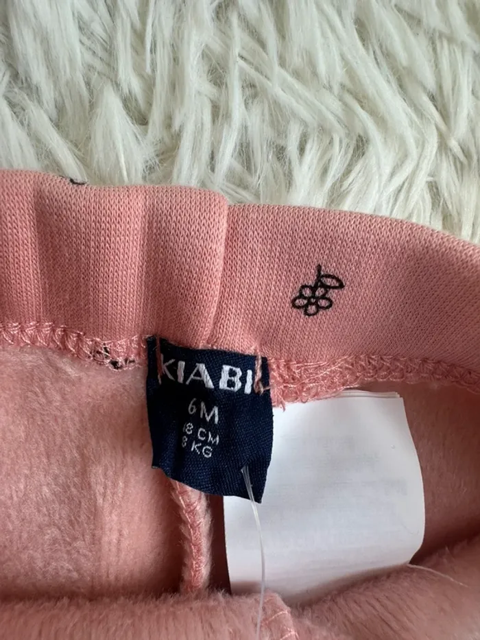 Pantalon molleton rose Kiabi taille 6 mois - photo numéro 3