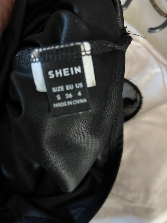Haut Shein - photo numéro 3