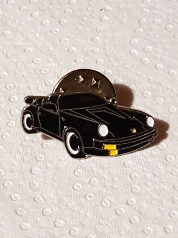 Pin's Porshe Édition Atlas