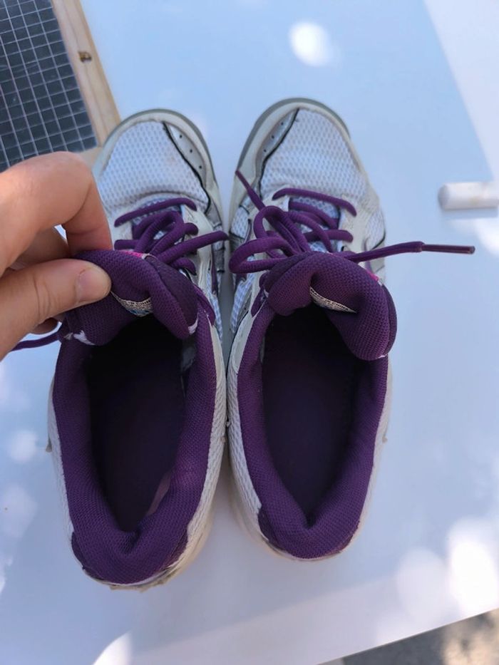 Baskets Mizuno taille 40 en bon état - photo numéro 6