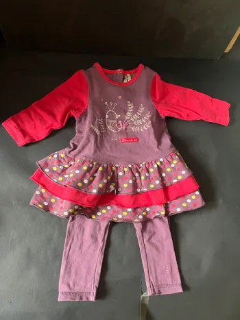 Tenue fille très bon état 3 mois