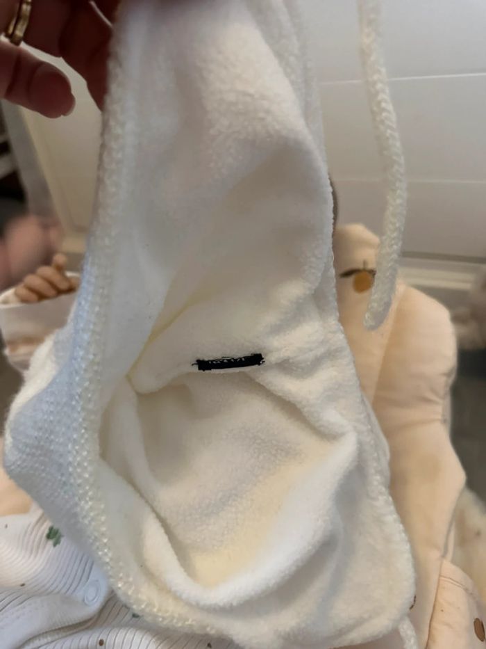 Bonnet laine pompon - photo numéro 4