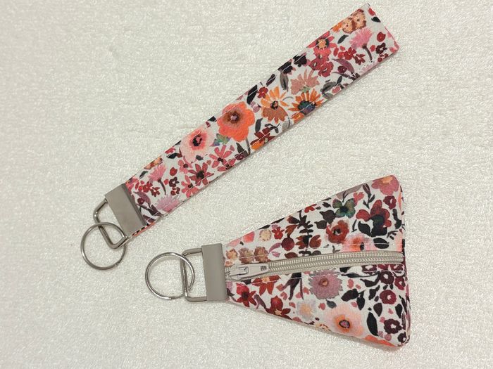 Lot de deux porte-clés fleuris - photo numéro 3