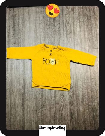 Pull pour bébé taille 9mois en très bonne état Disney  🧸