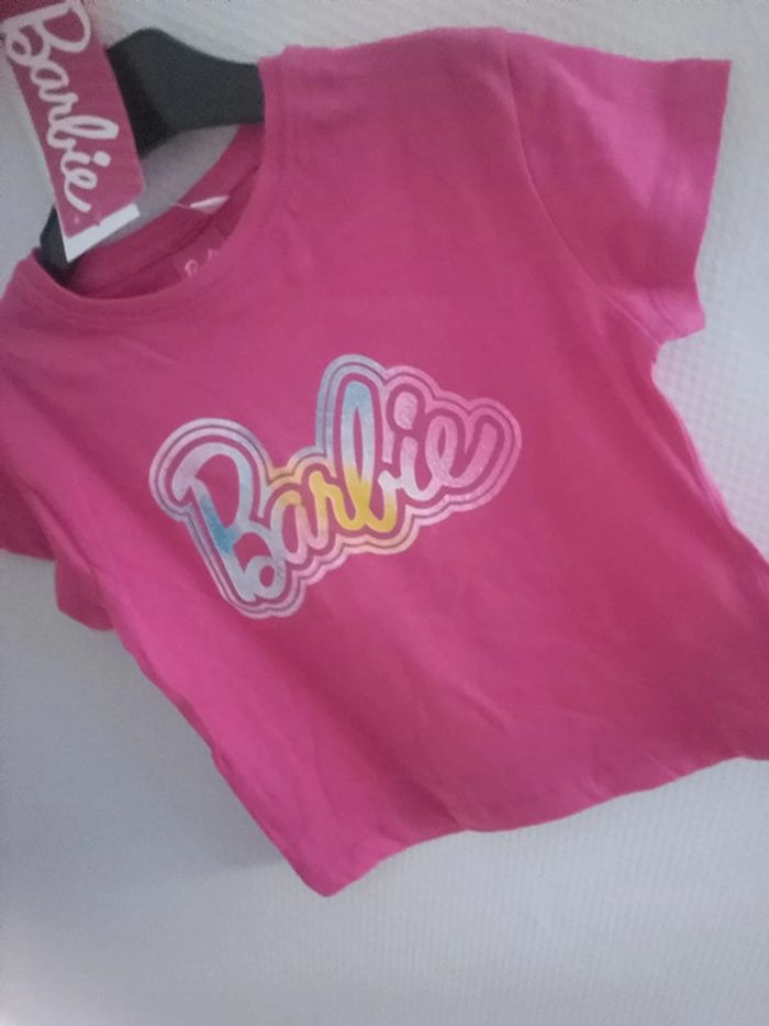 T shirt barbie neuf - photo numéro 2