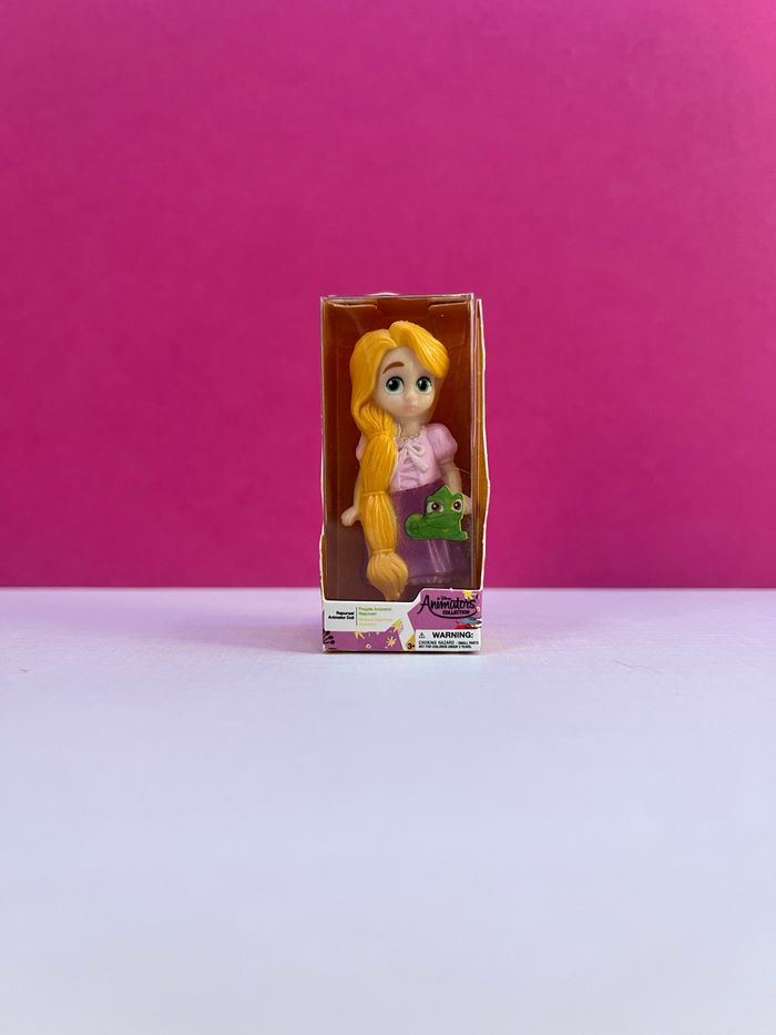 Mini Brands Disney Store série 3 - Poupée Animators Raiponce