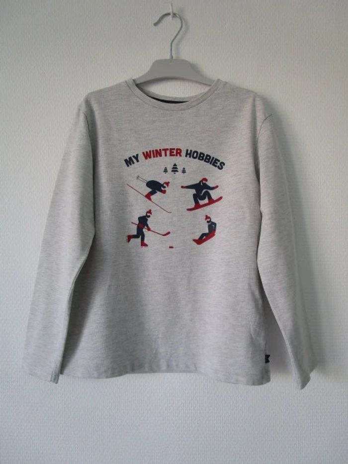 T-shirt gris ski Okaïdi 8 ans TBE - photo numéro 2
