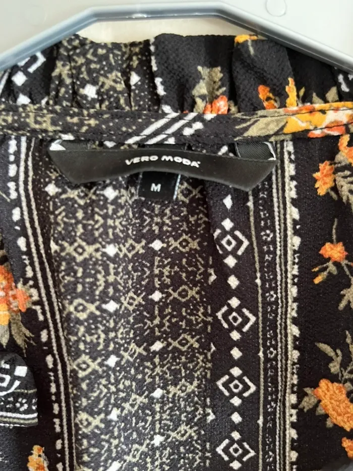 Blouse noir à motif - photo numéro 2