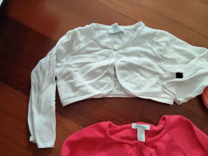 Lot 3 gilets 18mois - photo numéro 3