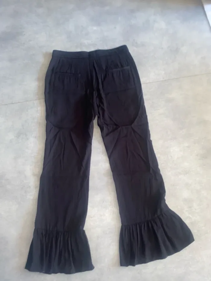Pantalon volanté dans le bas des jambes - photo numéro 8