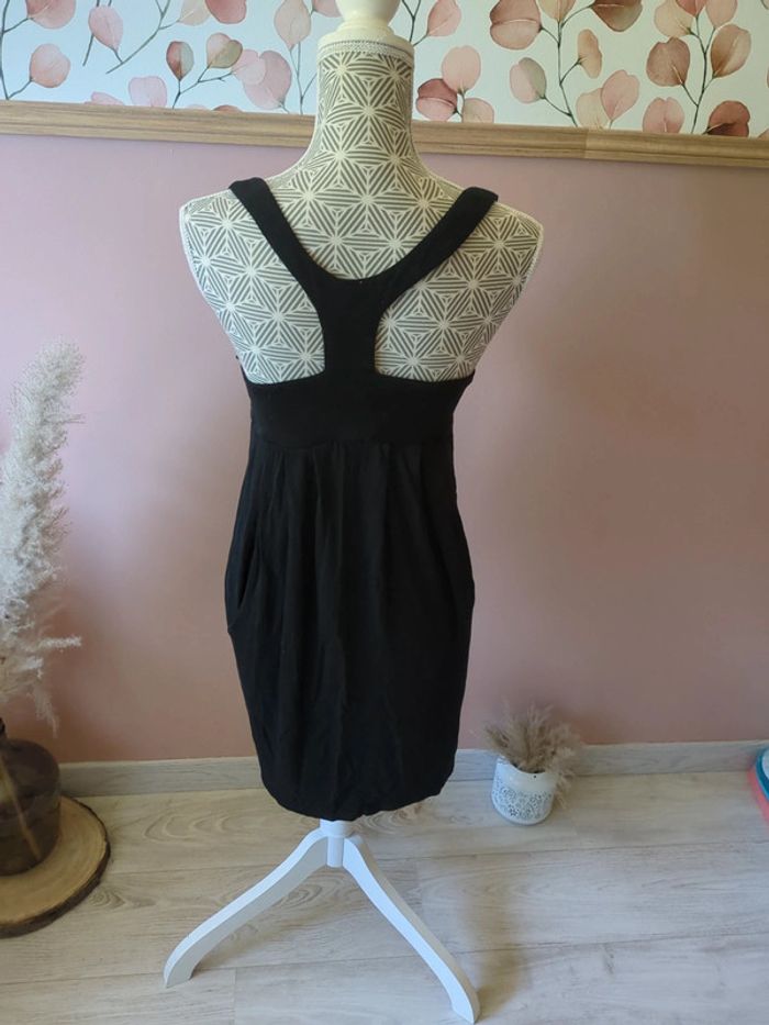 Robe taille 38 avec étiquette - photo numéro 4