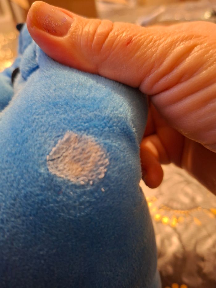 Peluche stitck parle hauteur 30 cm prix 8 euro - photo numéro 4