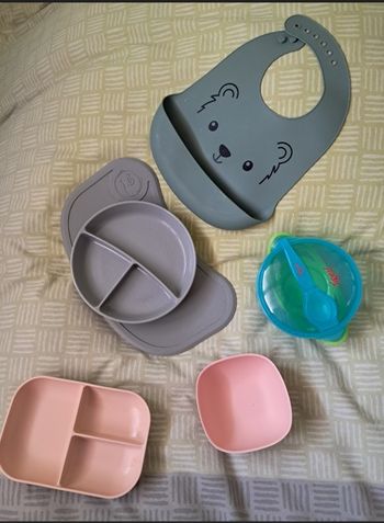 Lot accessoires repas silicone