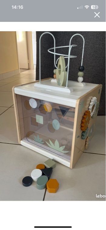 Cube activité en bois Vertbaudet collection Hanoï
