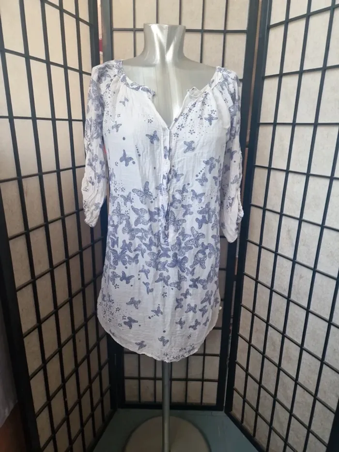 Blouse legere a donner sur demande avec tout achat