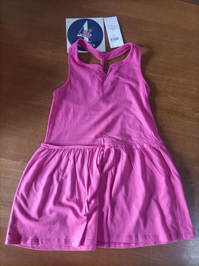 Robe rose