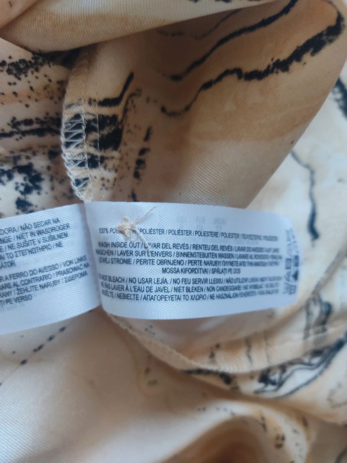 Chemise femme style satin beige et noir 40 EUR Neuve Primark - photo numéro 5