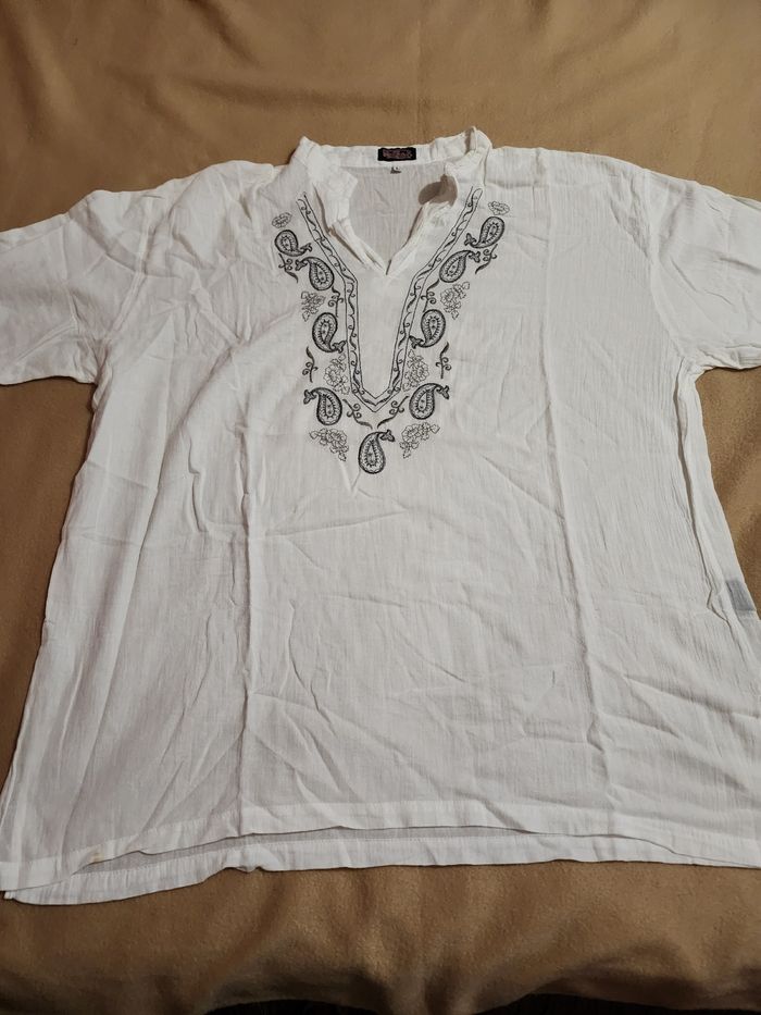 Tee-shirt blanc et gris