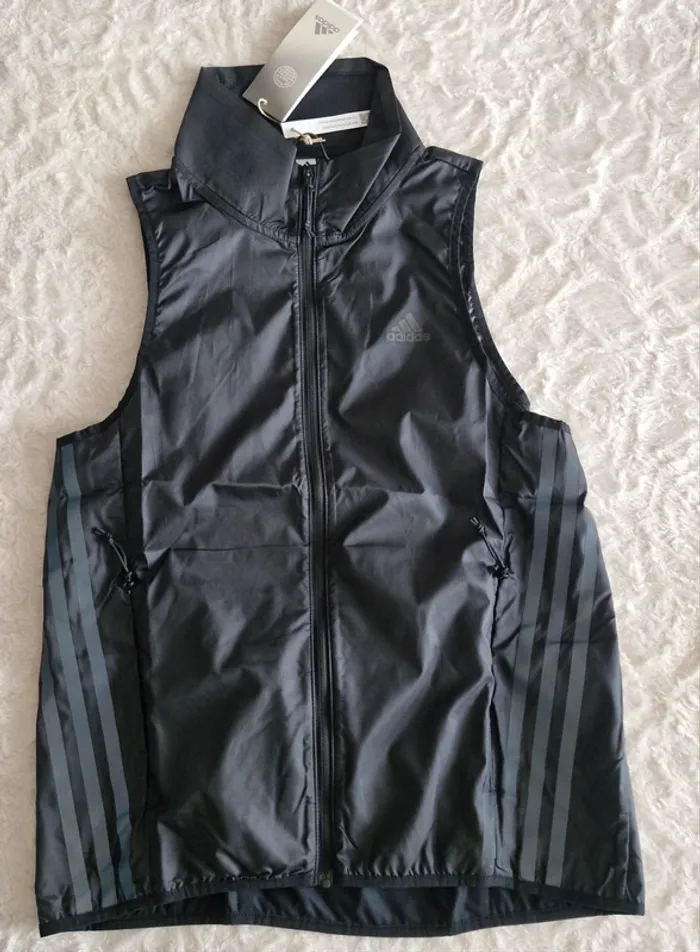 Adidas Authentique