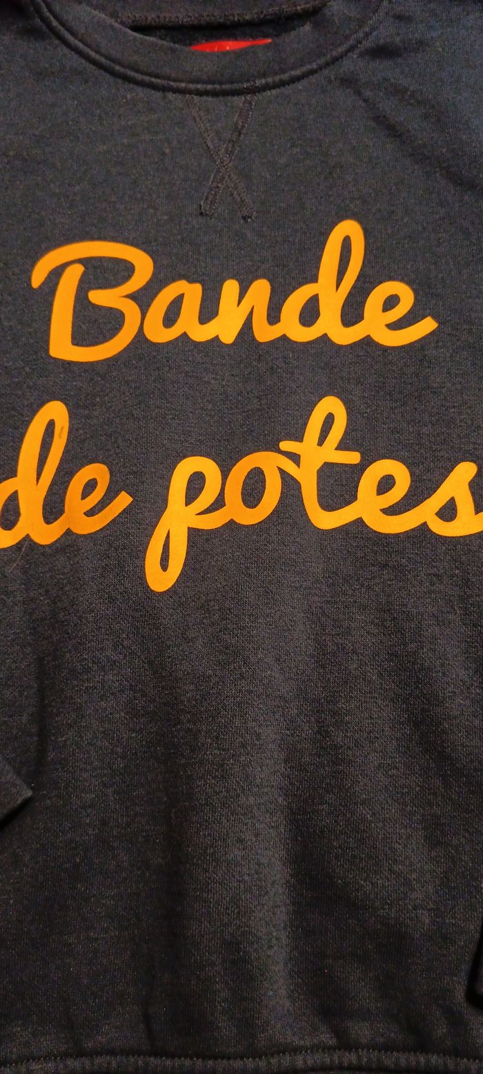 Pull bande de potes 8 ans - photo numéro 2