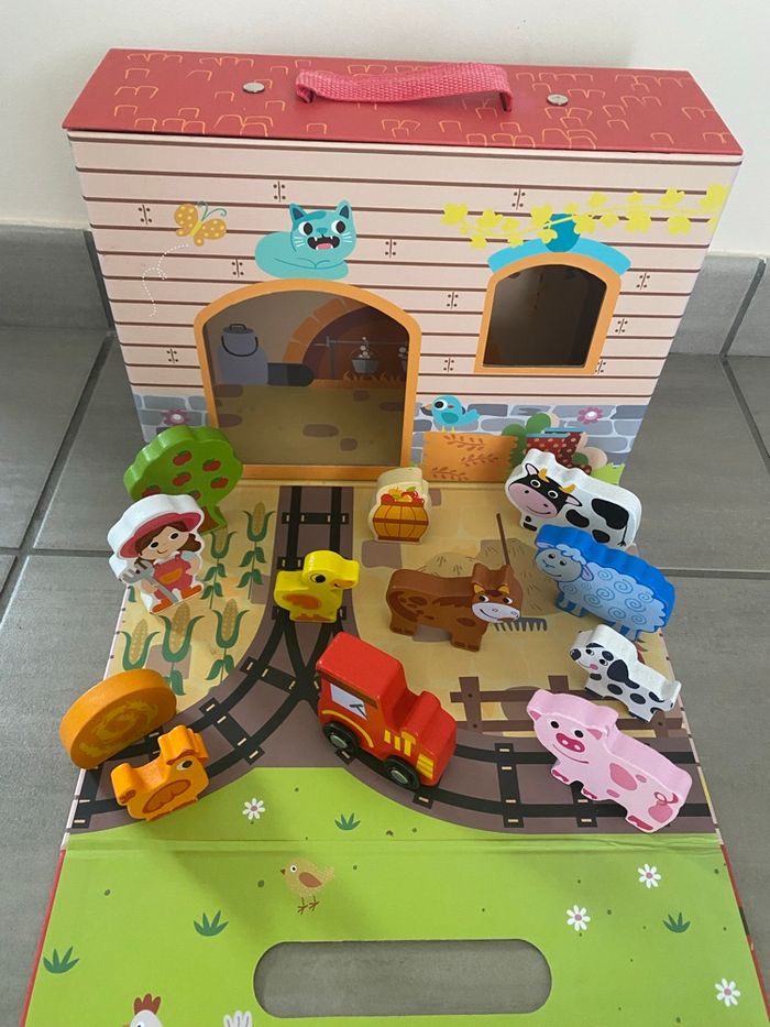 Jeu valise ferme avec animaux - photo numéro 2