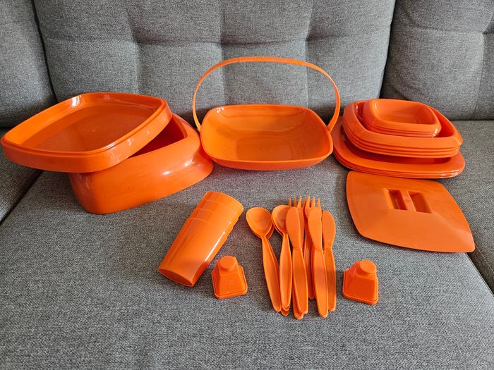 Boite pique nique vintage 1970.