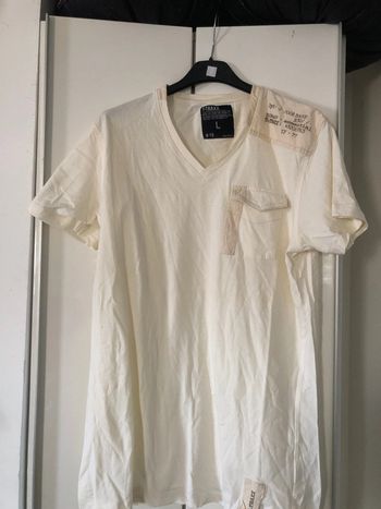 T shirt T track .Taille L