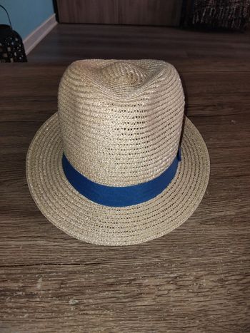 Chapeau Agora
