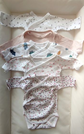 Lot 5 bodies - TO -  plusieurs marques