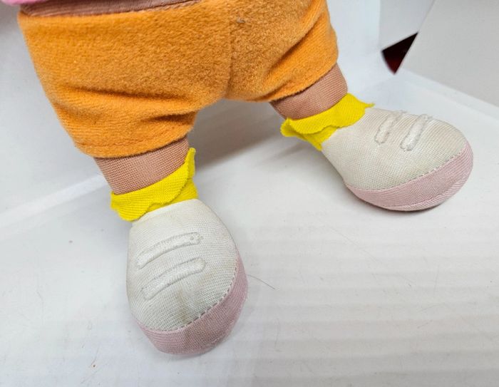 Dora l'exploratrice. 
Hauteur : 32cm. - photo numéro 7