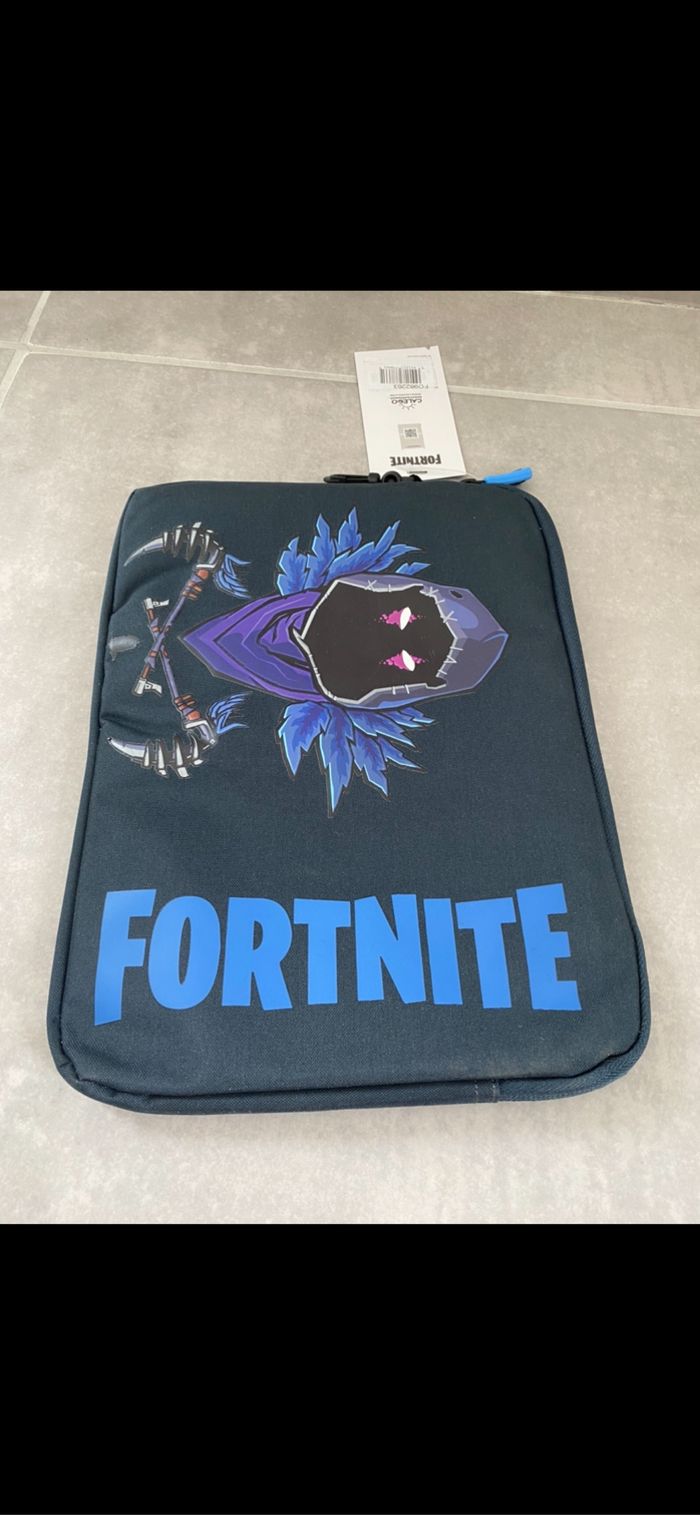 Housse pochette pour tablette Fortnite - photo numéro 6