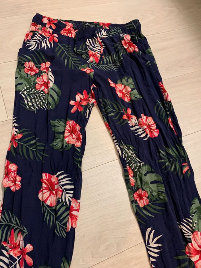 Pantalon fluide fleuri 38 - photo numéro 3