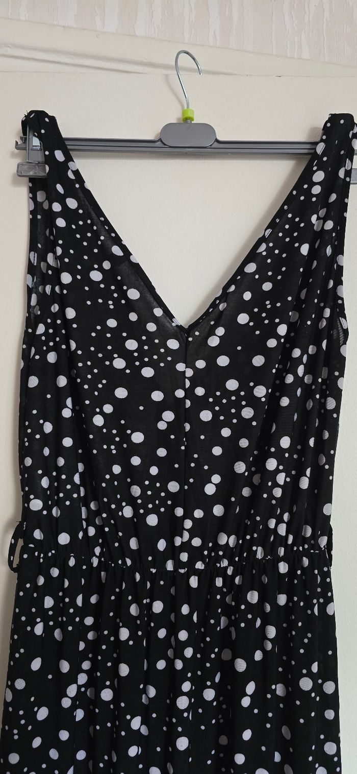 Robe noire a poids - photo numéro 2