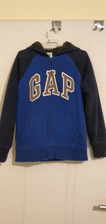 Veste doublée du fausse fourrure GAP 12/13  ans