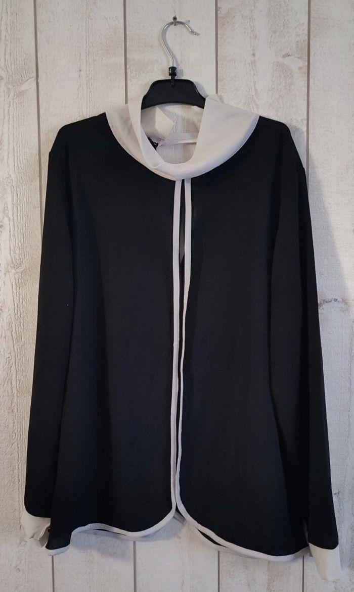 Blouse noir et blanche Scarlet Jones taille unique