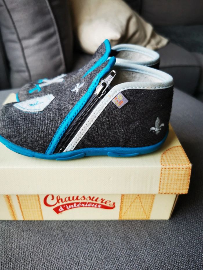 Chaussons taille 26 - photo numéro 5