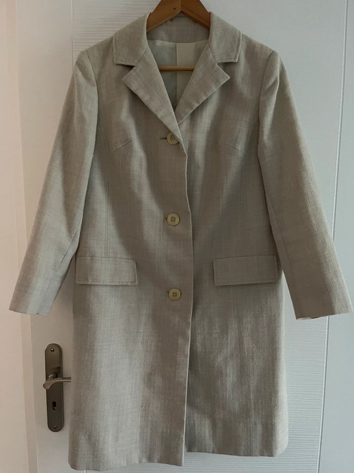 Manteau léger (demi saison) taille 40