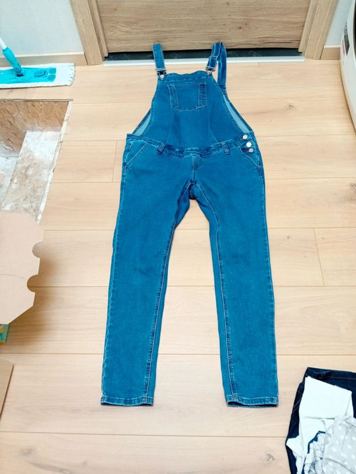 Salopette de grossesse - photo numéro 3