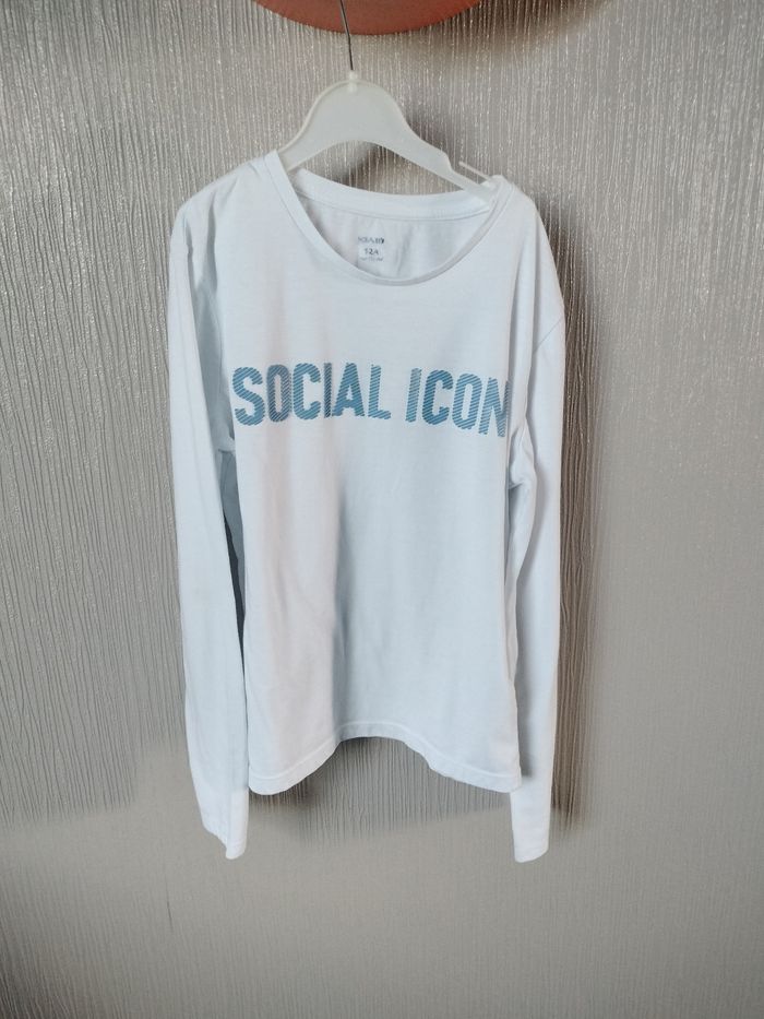 Tee shirt taille 12ans