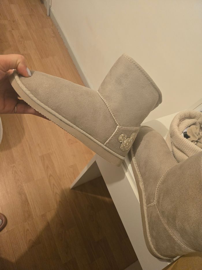 Bottes Minnie mouse neuves - photo numéro 4