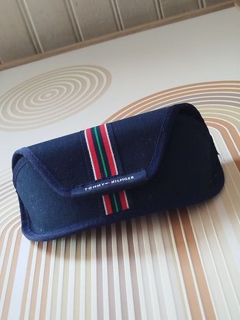 Tommy Hilfiger Étui à lunettes