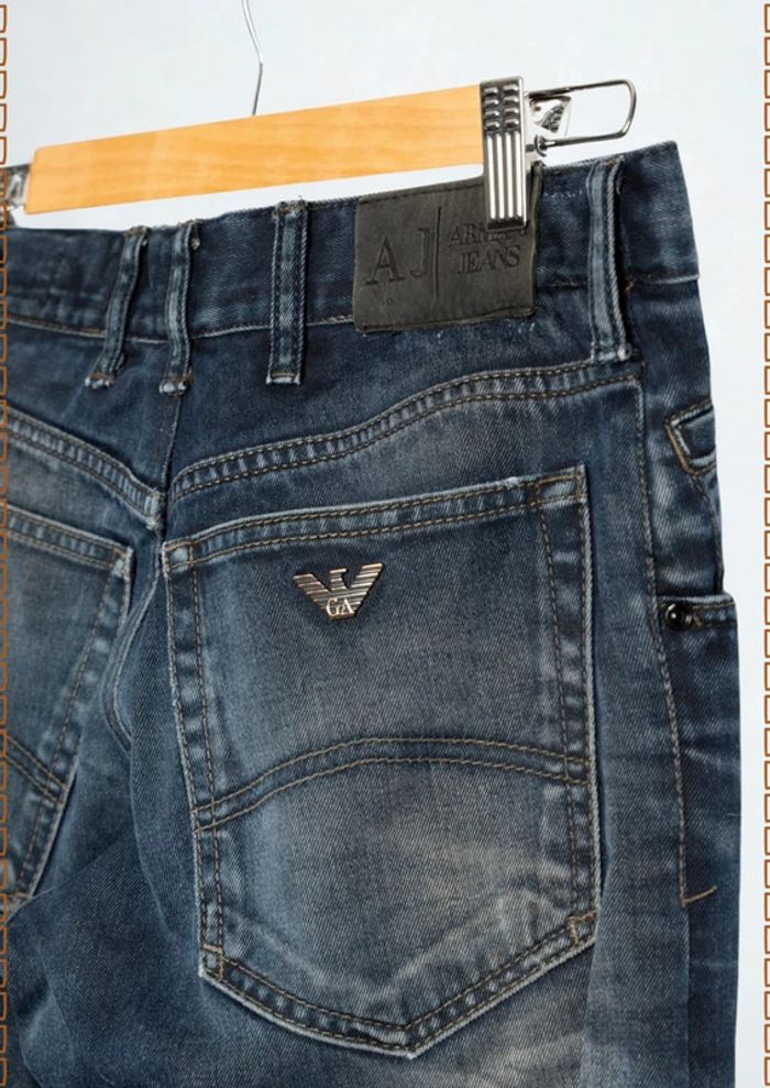 Jean bleu délavée Emporio Armani Taille 38 - photo numéro 10