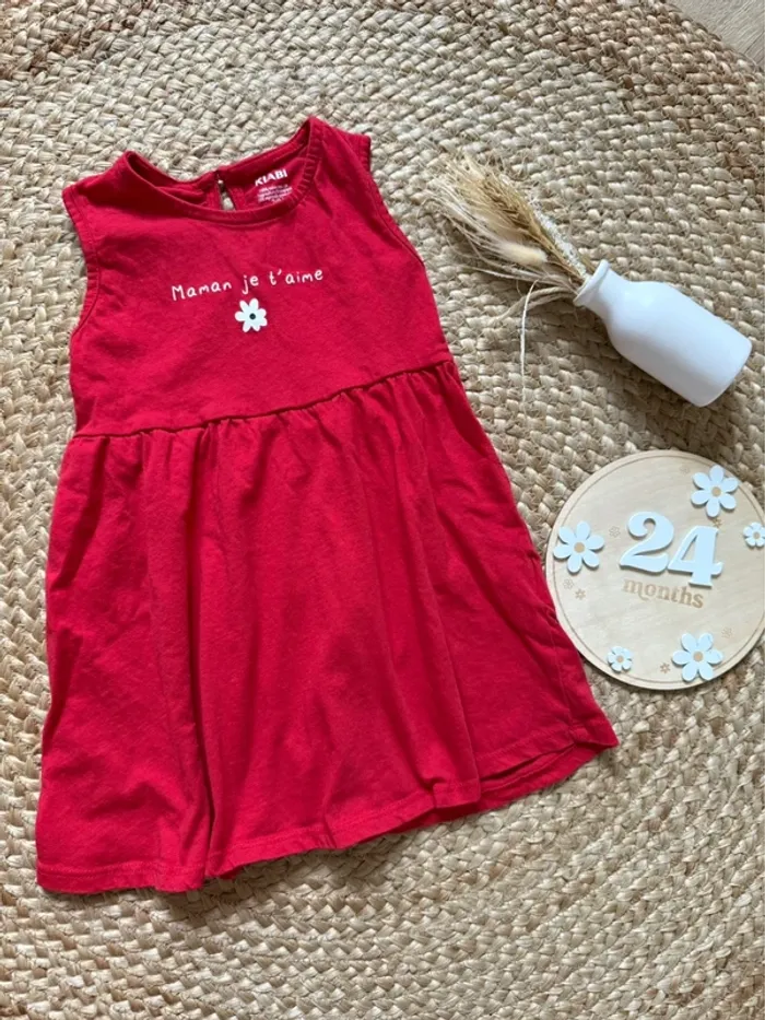 Robe rouge - taille 24 mois