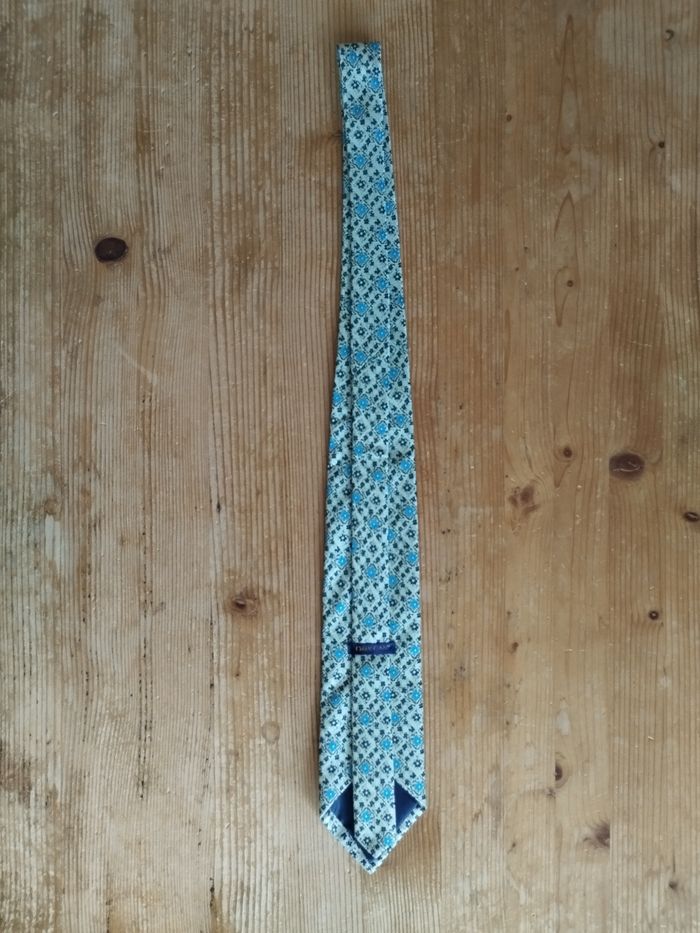 Élégante Cravate Beige - Motifs Fleurs Bleues - Olly Gan - TBE - photo numéro 4