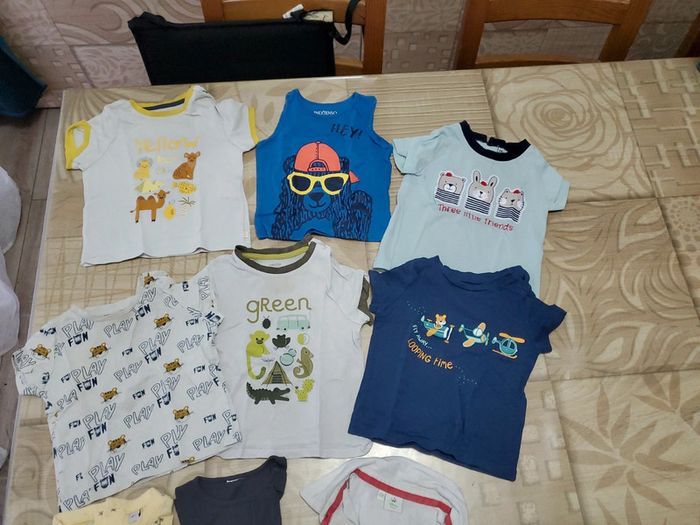 Lot 15 T-shirts 12 mois - photo numéro 7