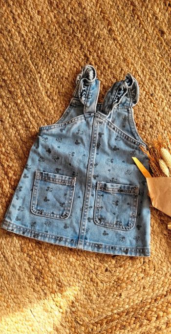 Magnifique robe salopette en jean Disney Mickey et Minnie 9mois comme neuve
