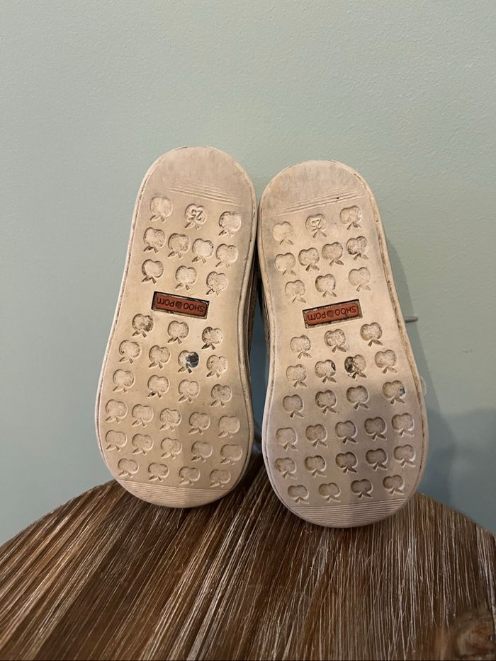 Chaussures dorées 25 - photo numéro 9
