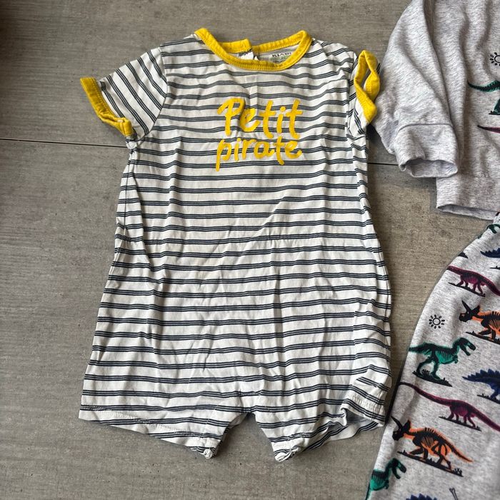 Lot 9 mois bébé garçon 9 mois - photo numéro 4